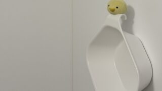 【tower】マグネット&引っ掛け湯おけ|浮かせて清潔!洗練デザインの洗面器